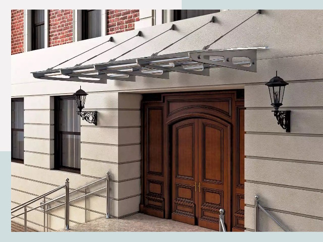 Металлические козырьки от 624 руб. в Реутове